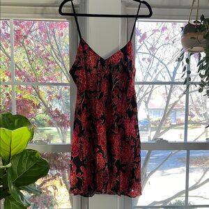 Vintage Vitoria secret gold label! Floral Lace Chemise - Black and Red